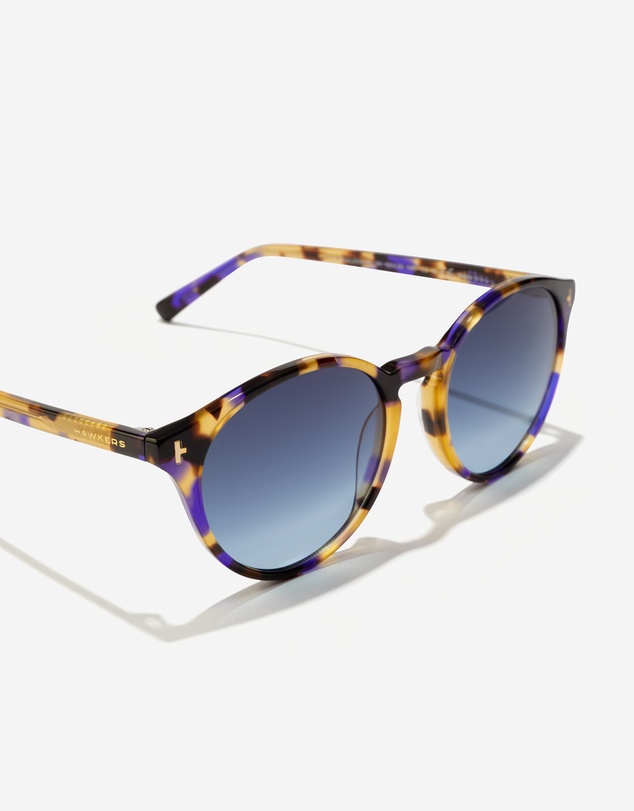 Hawkers Co - HAWKERS - Carey Blue Denim SALT  Sunglasses for Men and Women UV400
