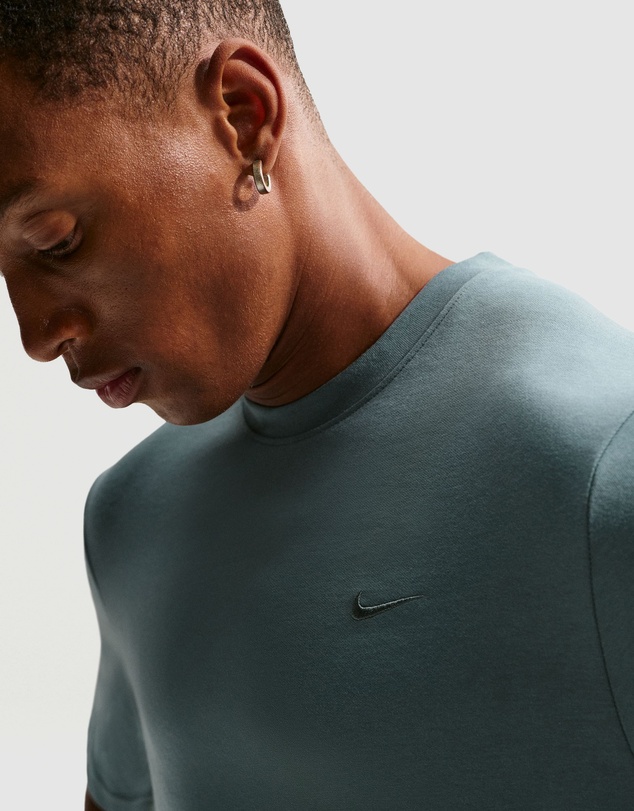 Nike - Primary Dri-FIT SS Versatile Top