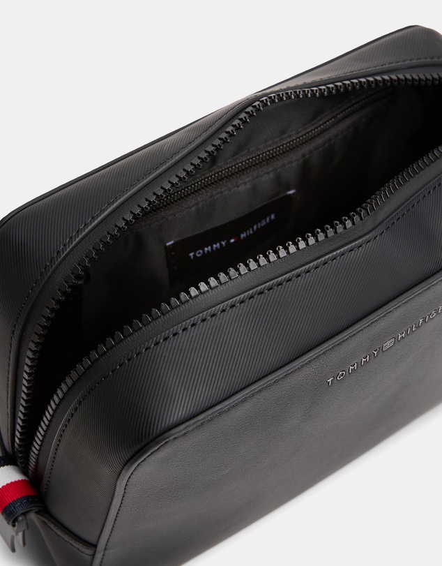 Tommy Hilfiger - Foundation Washbag