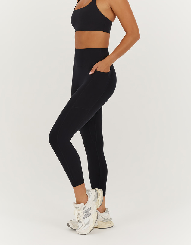 Muscle Republic - Motion 360 Pocket 7/8 Leggings