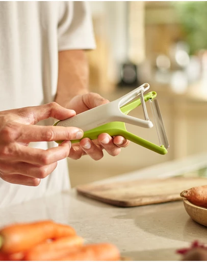 Joseph Joseph - Nest™ Peel Set of 2 Peelers