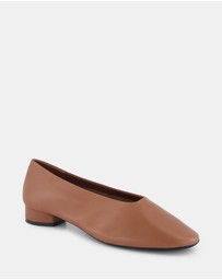 Jeffrey Campbell - Trustee Flats