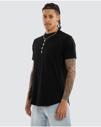 Kiss Chacey - Untold Dual Curved Tee