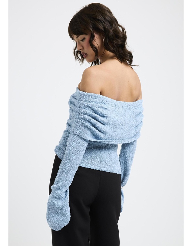 Alice In The Eve - Naya Boucle Off Shoulder Knit Top