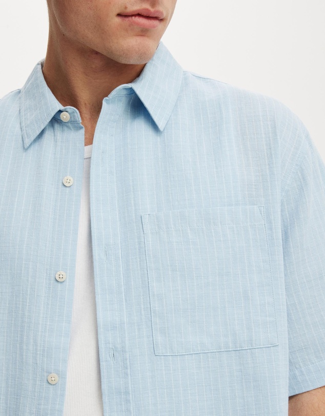 Cotton On - Boxy Fit SS Shirt