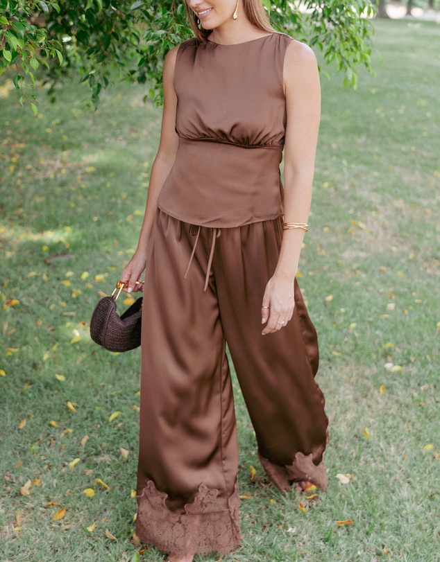 Petal & Pup - Viola Drawstring Wide Leg Pant - Chocolate