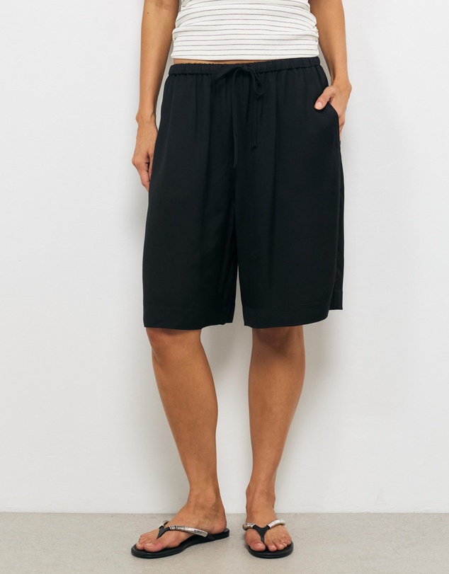 AERE - Calla Relaxed Bermuda Shorts