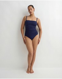 BONDI BORN - Raya One Piece