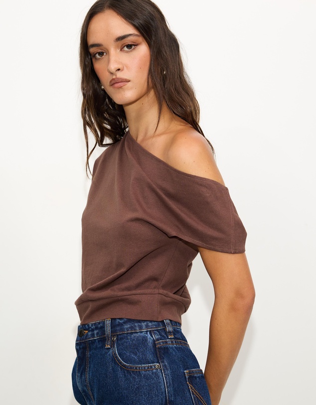 Dazie - Coral Off Shoulder Top