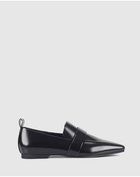 LANA WILKINSON - Lora Loafer Flat