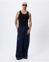 X-Large - Eli Trackpants