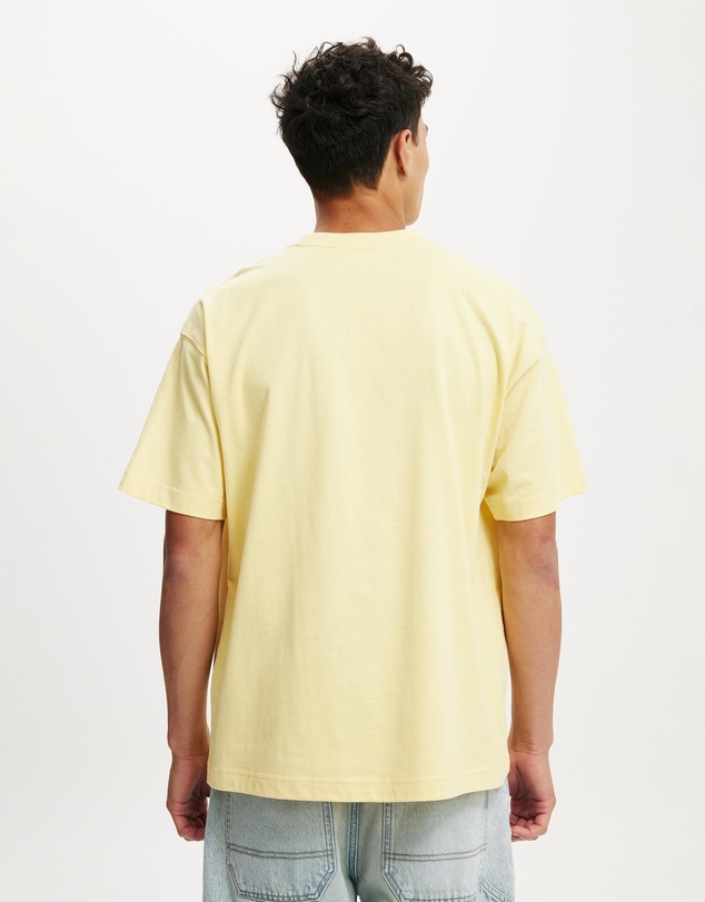 Cotton On - Box Fit Graphic T-Shirt