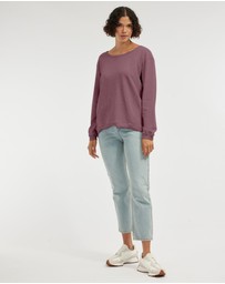 Amelius - Jessie Crew Neck Sweater