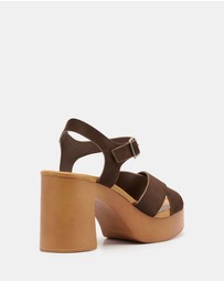 Therapy - Brynn Clog Heels