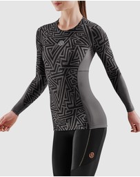 SKINS - SKINS Compression Women's Series-3 Clothing Long Sleeve Top Charcoal Angle