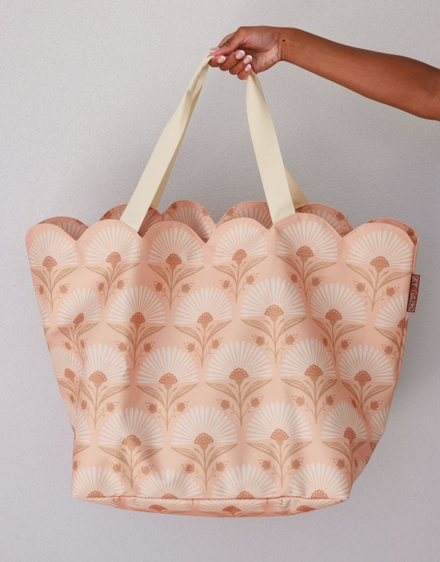 Sky Gazer - Scalloped Edge Beach Bag- Rosebud Pink