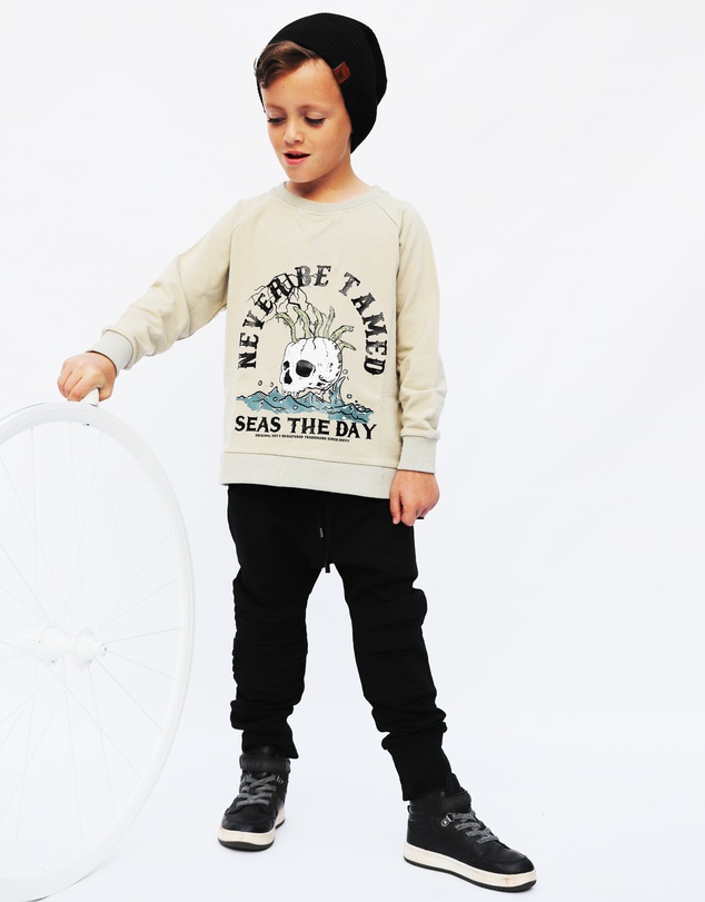 OOVY - Never Be Tamed Sweater