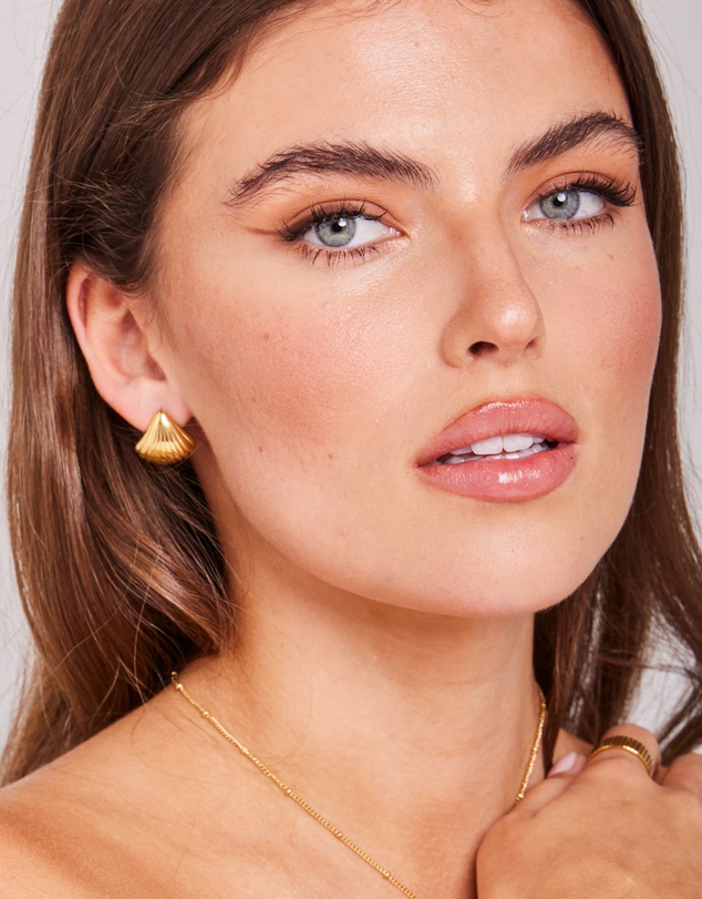 Zoe Olivia - Waterproof Large Shell Stud Earrings