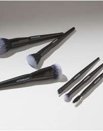 Adore Beauty - Tools of the Trade Eye Blending Brush