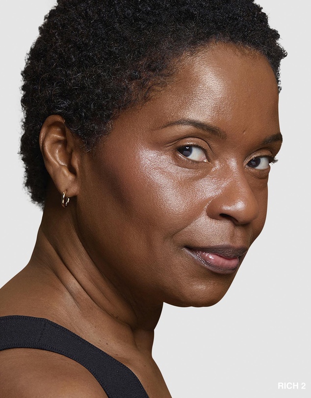 Bobbi Brown - Vitamin Enriched Skin Tint SPF 15