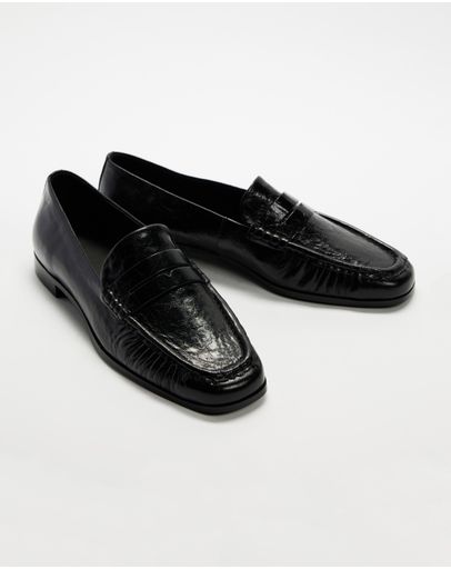 Hi-Shine Black Leather
