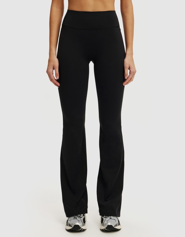 Cotton On Body Active - Ultra Luxe Invisble Scrunch Flare Pants