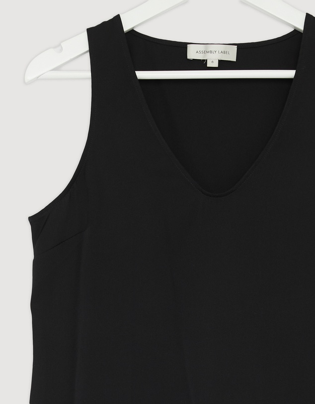 Revibe - Repaired Assembly Label Amaris Silk Tank - AU 6