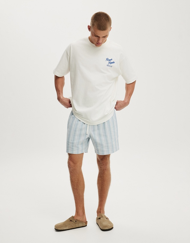 Cotton On - Box Fit Text T-Shirt