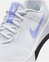 Nike - MC Trainer 3 - Women's