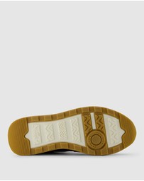 TOMS - TRVL Lite Retro Sneaker - Men's