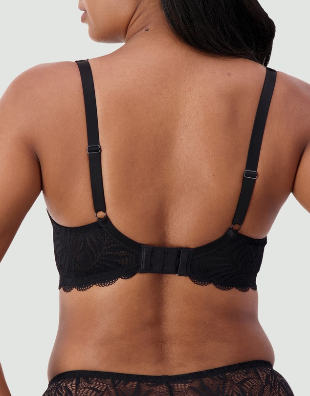Triumph - Essential Lace Balconette Bra