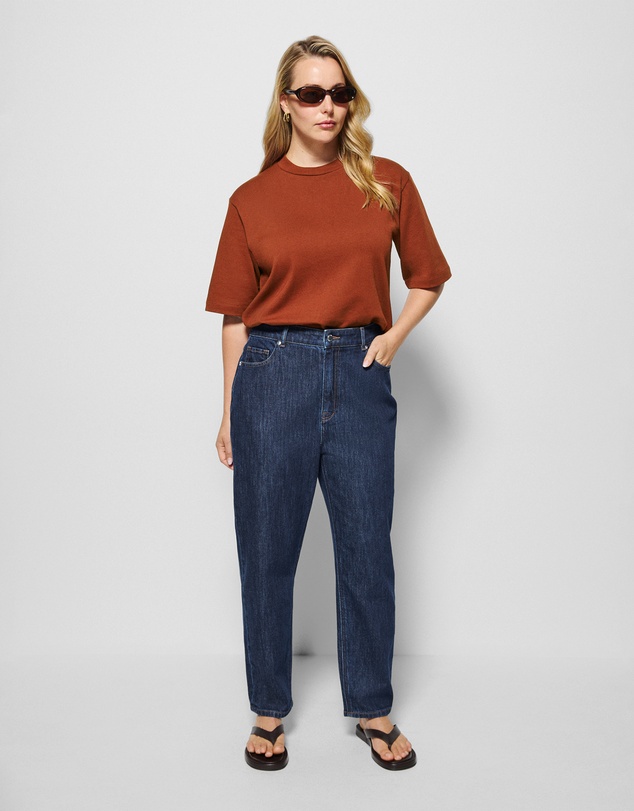 Commonry - The High Rise Crop Girlfriend Jean