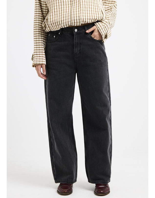 Subtitled - Alexa Mid Rise Denim Jeans Petite Relaxed
