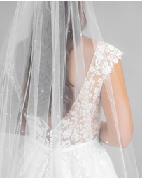 Ivory Knot - Giselle Veil