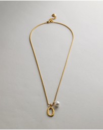Zahar - Pearl Letter O Necklace