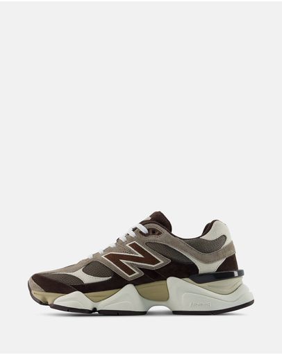 THUNDER BROWN