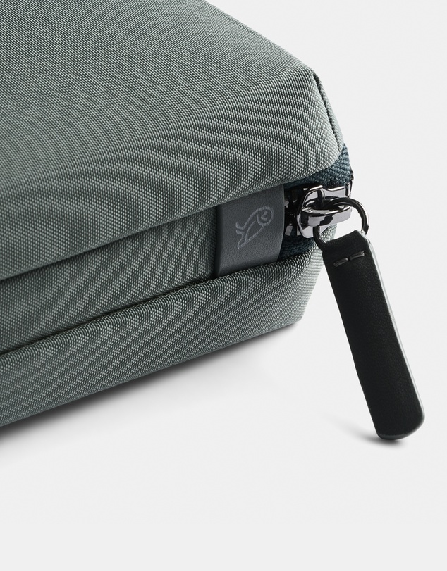 Bellroy - Tech Kit Compact