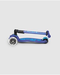 Micro Scooters - Micro Maxi Deluxe LED Foldable 3-Wheel Scooter