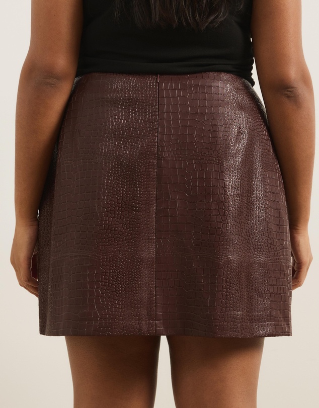 Atmos&Here Curvy - Lyra Leather Look Mini Skirt