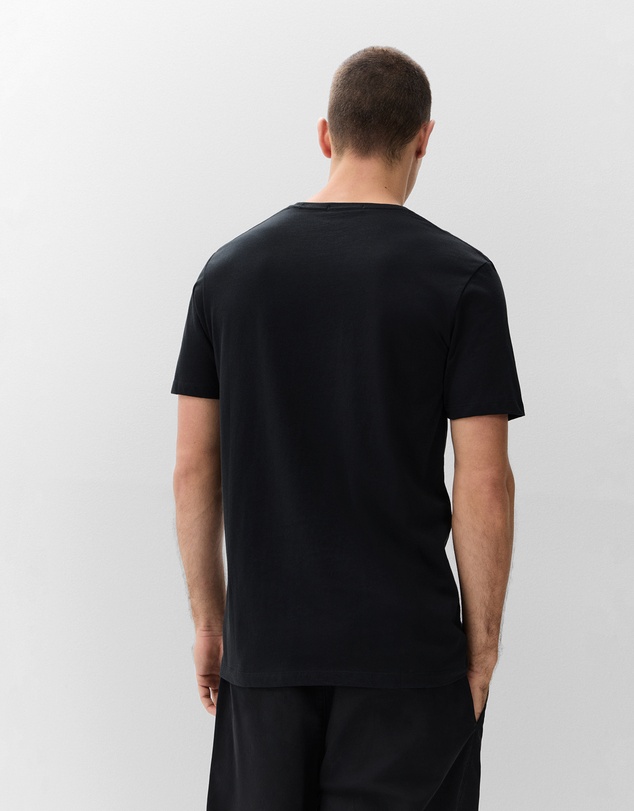 UNISON - Classic Crew Neck T Shirt