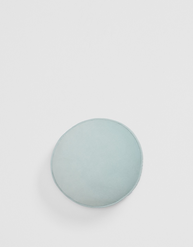 Country Road - Camille 40x40x6 Round Cushion