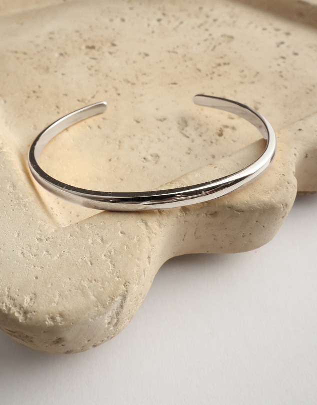 Luna Rae - Sterling Silver - Valentina Cuff