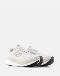 New Balance - 1080v15 - Women's