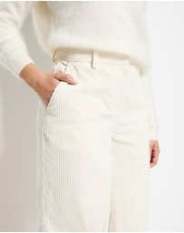 Commonry - Madelyn Pant