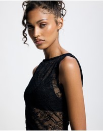 Lover - Dahlia Sleeveless Lace Top