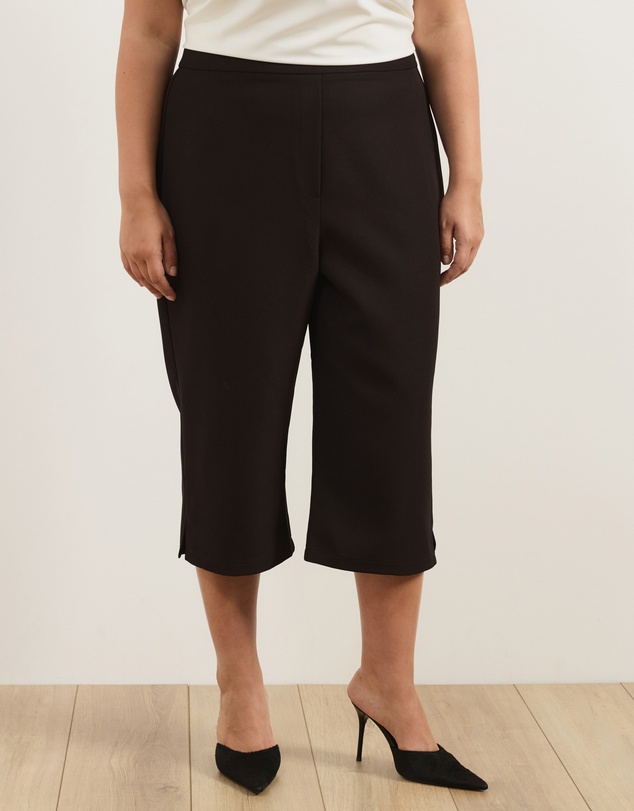 Atmos&Here Curvy - Molly Capri Pants