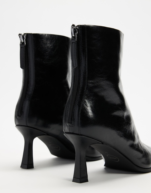 AERE - Karina Leather Ankle Boots