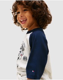 Tommy Hilfiger - Boys Graphic Raglan Crew Neck T-Shirt - Kids