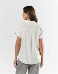 Vero Moda - Bumpy Buttoned Shirt