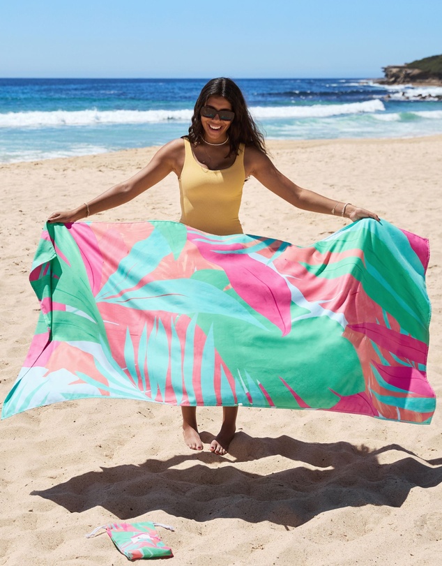 Dock & Bay - Beach Towel Designed Collection L